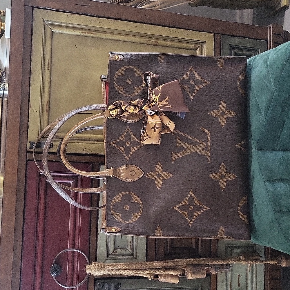 On Hold Louis Vuitton Onthego GM